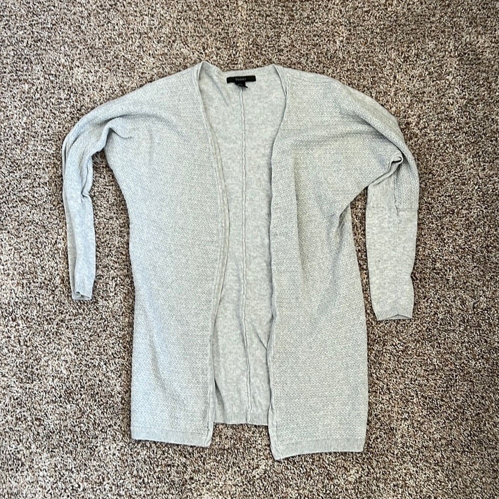 Tahari Gray Textured Cardigan